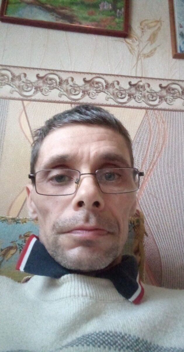  18834167  , 52 ,    