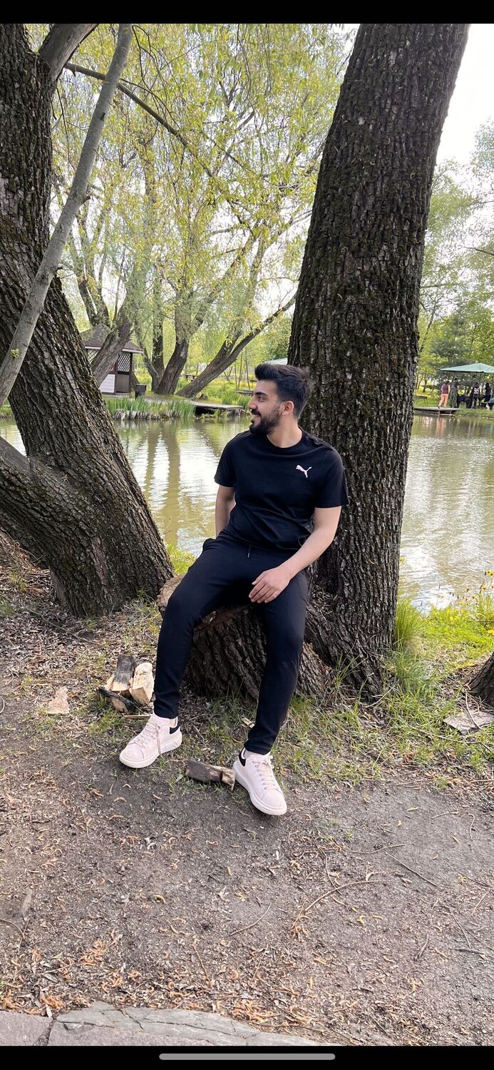  ,   Azat, 25 ,   ,   