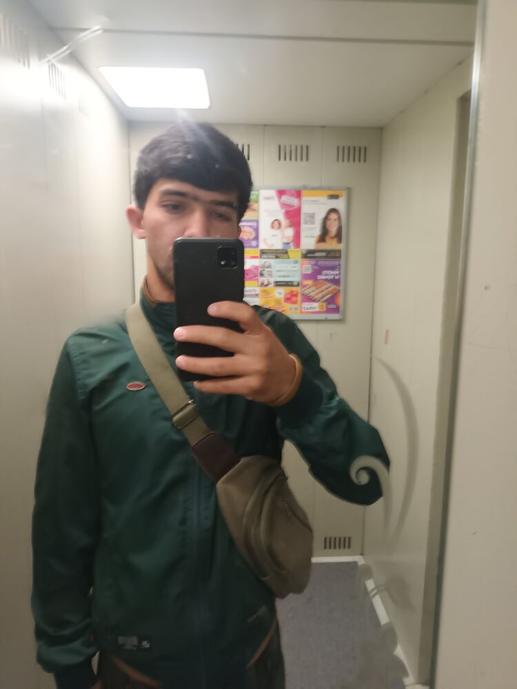  52806107  , 24 ,    