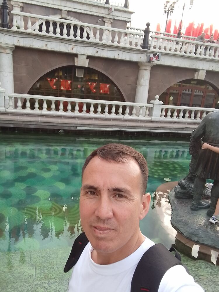  48369177  Murat, 47 ,    