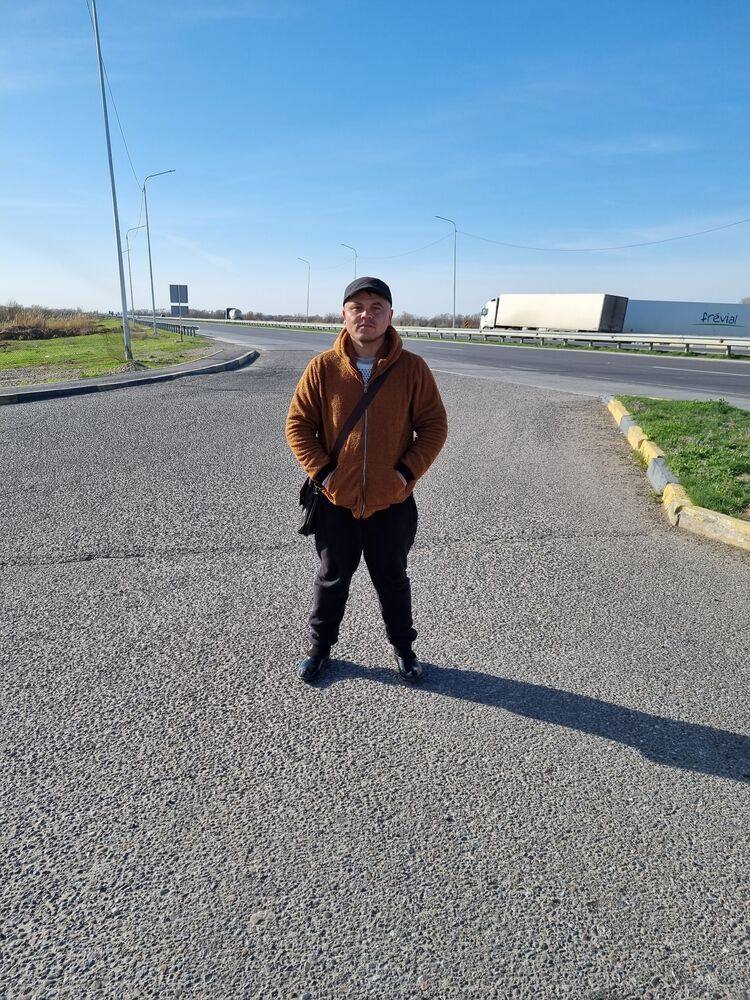  46018357  , 32 ,    