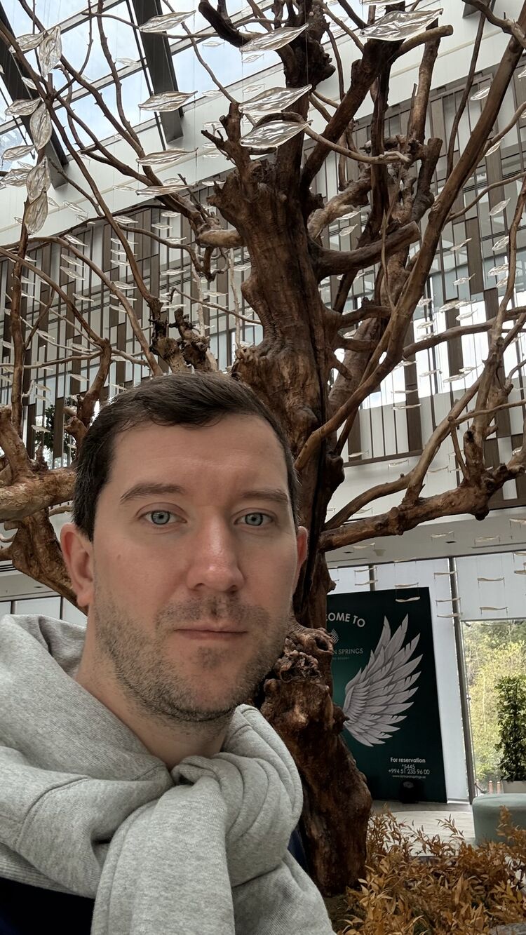  ,   Sandro, 35 ,   ,   