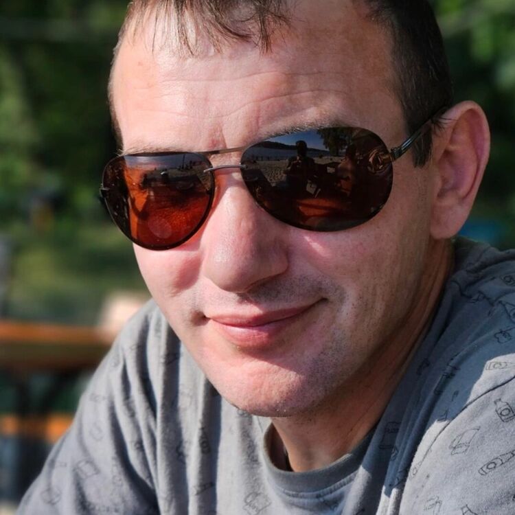  45608107  Leonid, 43 ,    