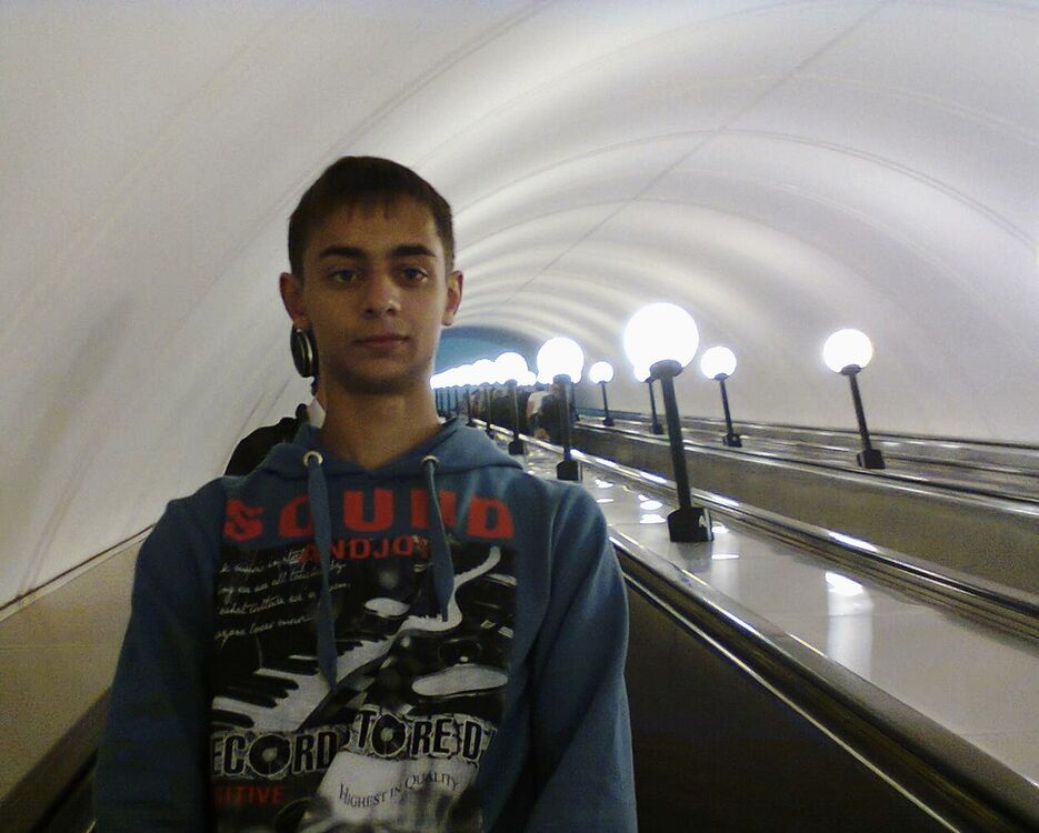  6983587  , 31 ,    