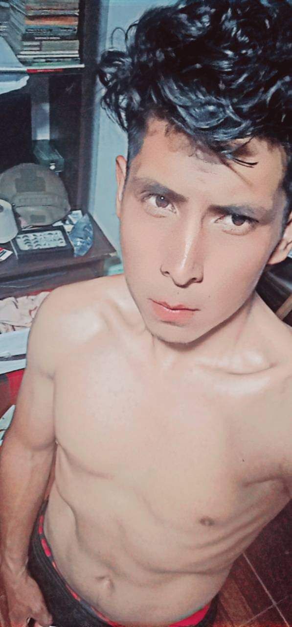  44397917  Milton, 27 ,    