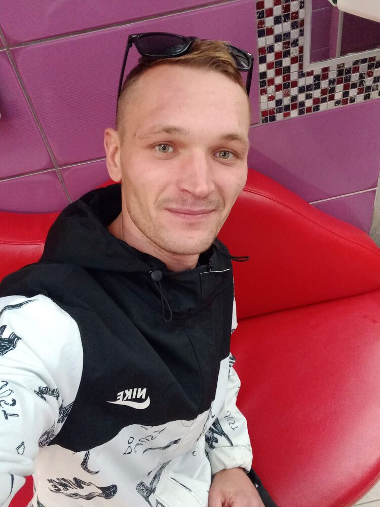  37539017  , 33 ,    