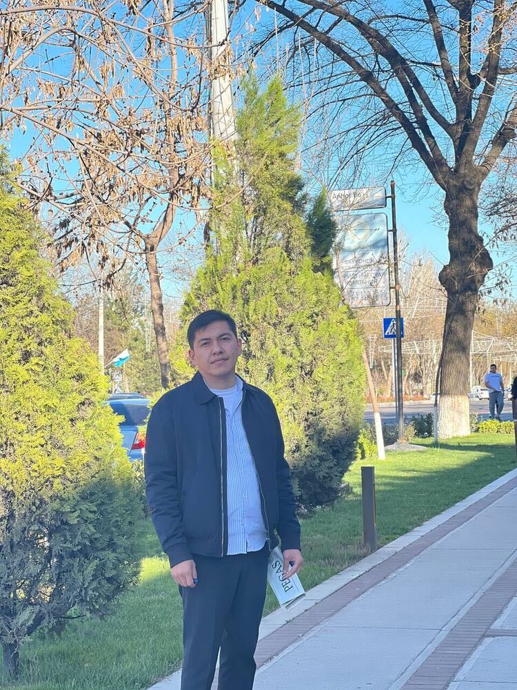  27198897  Akbarshokh, 31 ,    