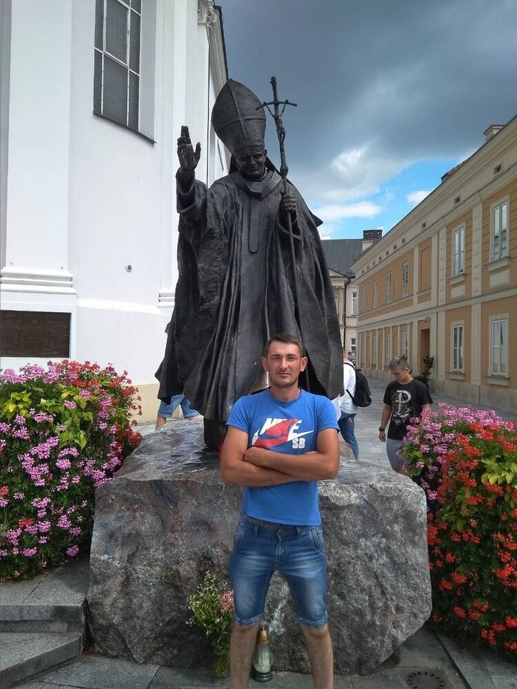  12950607  Oleg, 40 ,    Bielany Wroclawskie