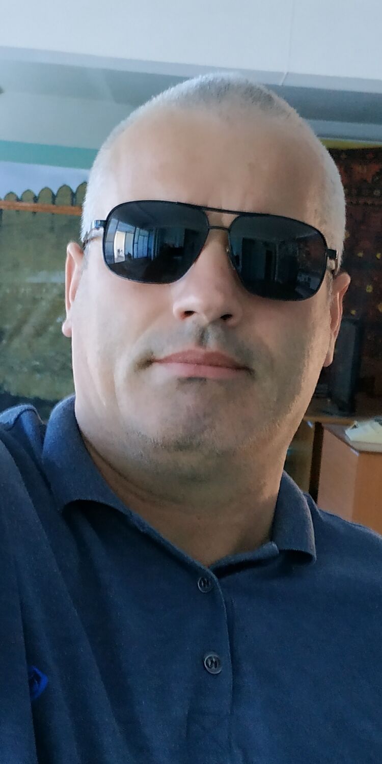  29899527  , 44 ,    