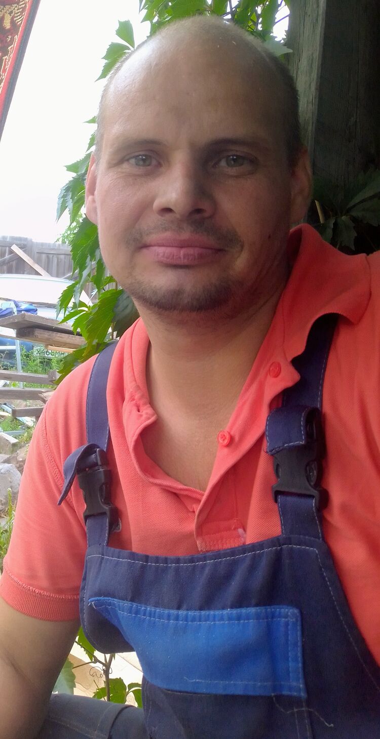  23388117  , 44 ,    