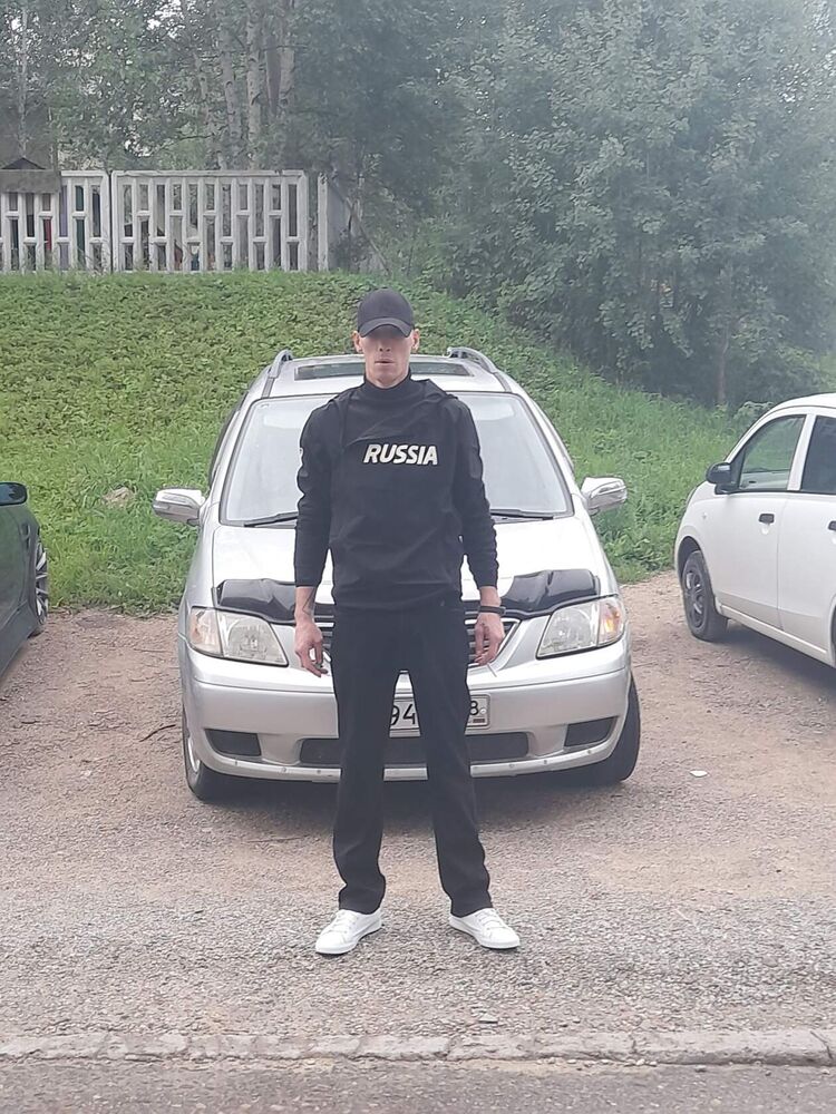  31666667  Yaroslav, 38 ,    