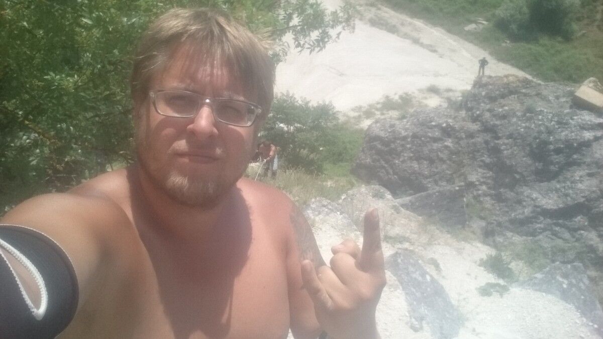  -,   , 40 ,   