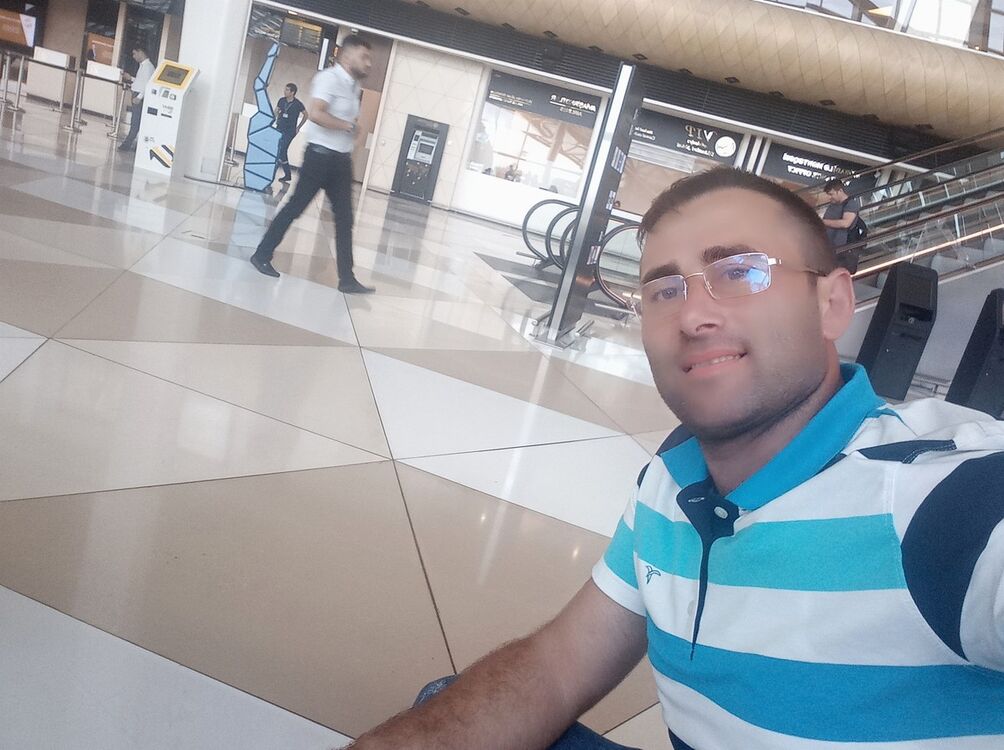  ,   Abidin, 37 ,   ,   , c 