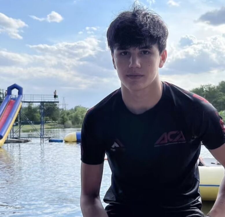 ���� 54892657 ����� Harut, 18 ���, ���� ���������� � �������