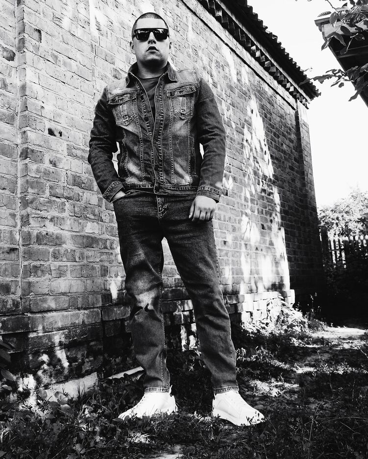  53793957  Sensey, 34 ,    