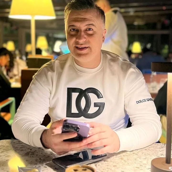  53148977  Henry, 55 ,    