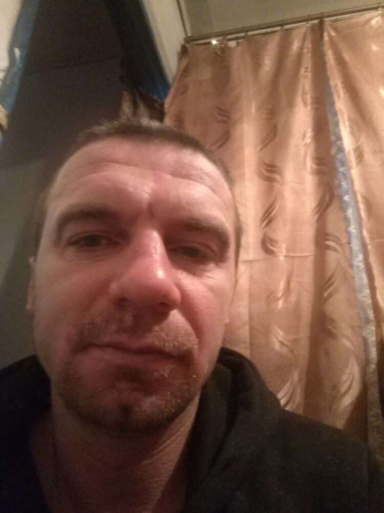  40550807  , 37 ,    