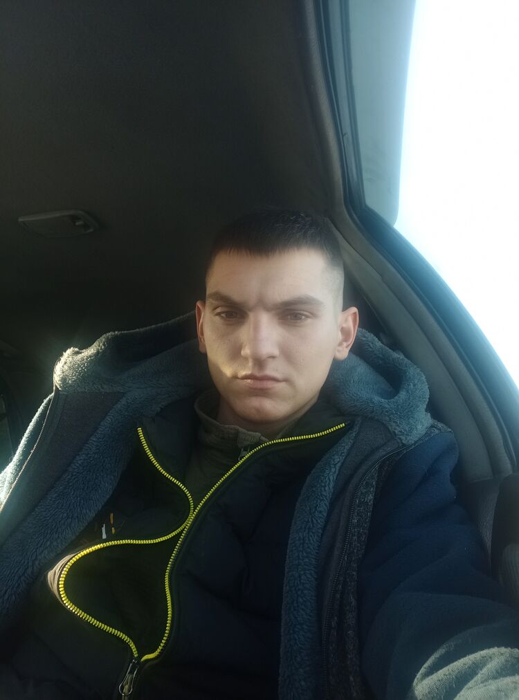  32148087  , 24 ,    