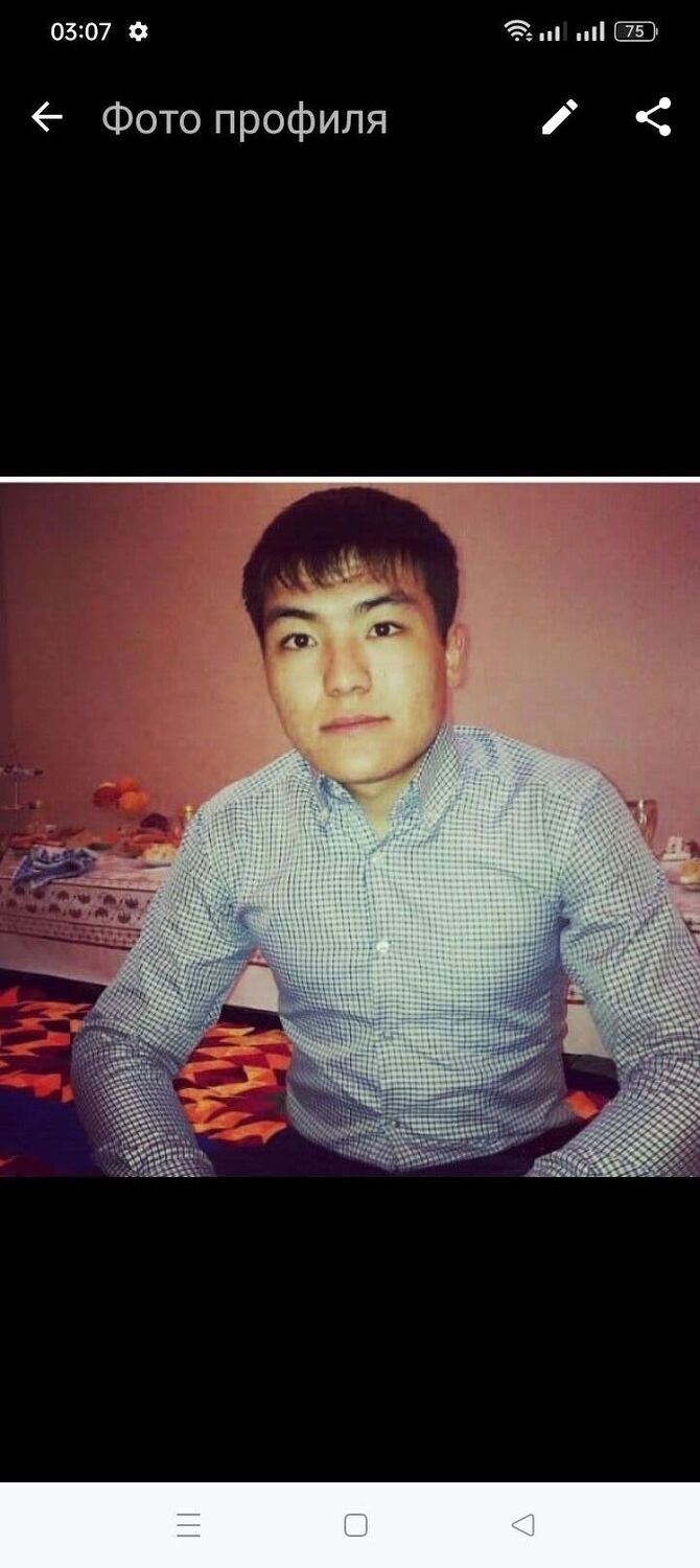  ,   Siko, 34 ,   ,   