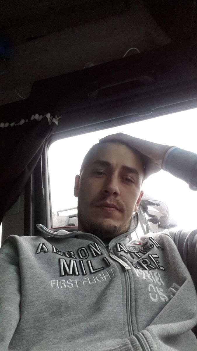 ���� 19113697 ������� Strahinja, 38 ���, ���� ���������� � �����-����������