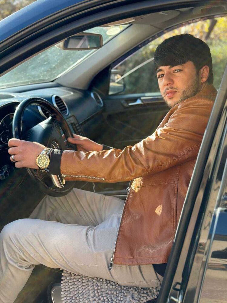  -,   Royal, 27 ,   ,   