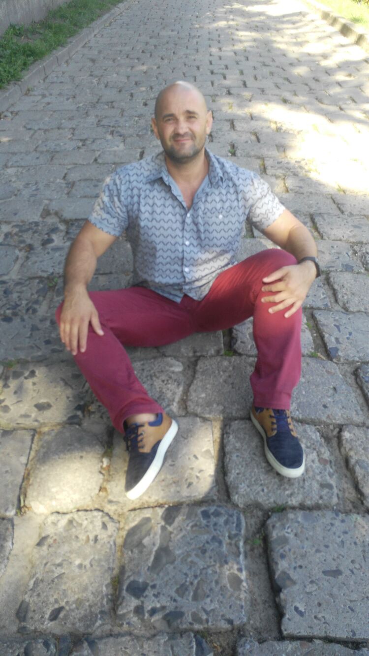  32910787  , 39 ,    