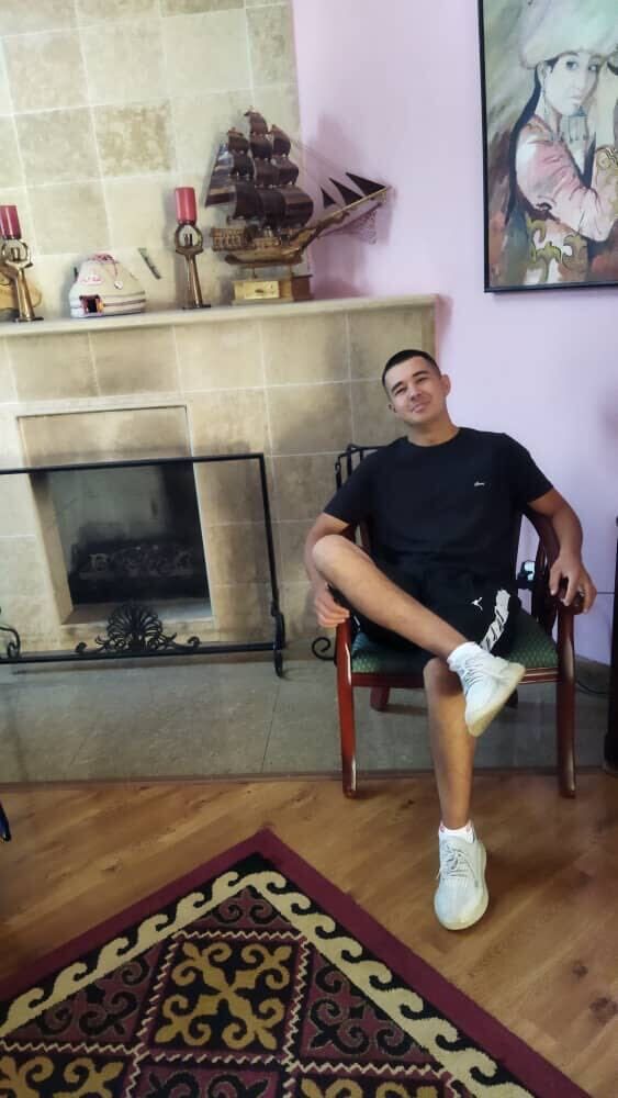  28579267  Danil, 22 ,    