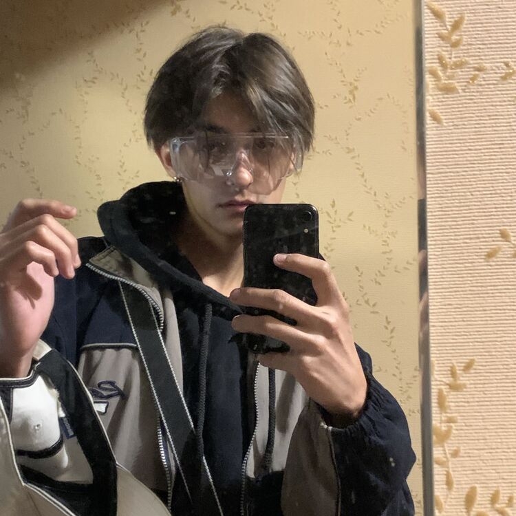  47113297  , 23 ,    