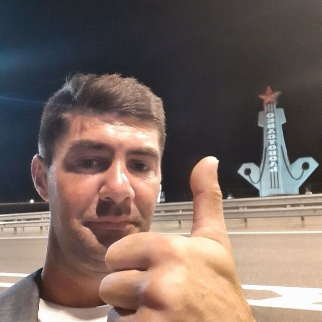  ,   Vadim, 33 ,   ,   