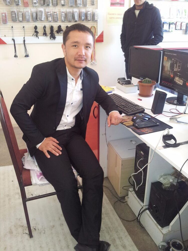  ,   Alisher, 29 ,   ,   