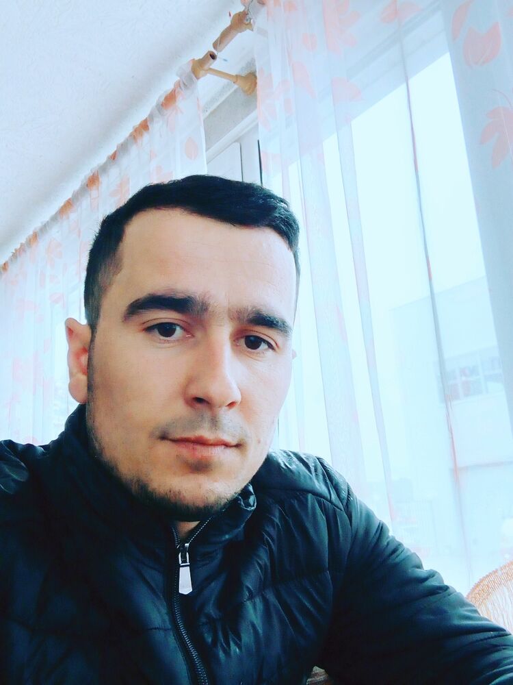  37352117  , 30 ,    