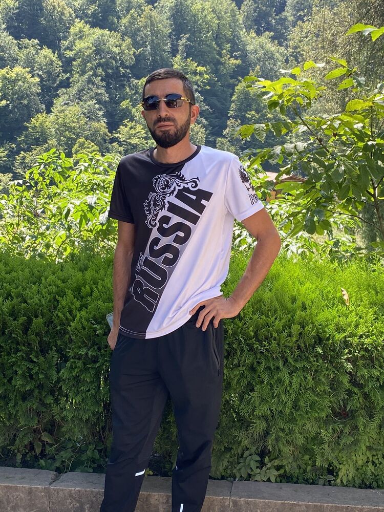  La Poveda,   Albert, 40 ,   ,   