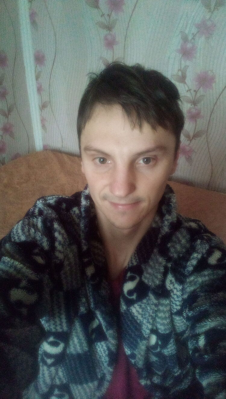  29745277  Sergij, 32 ,    -