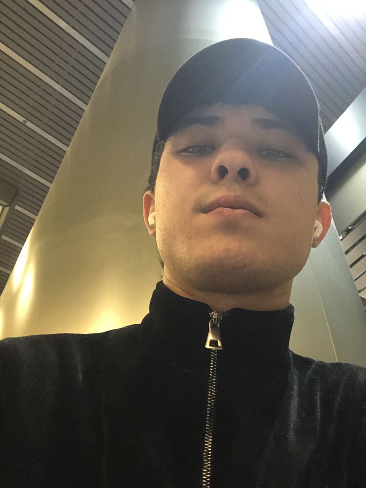  30391897  Abdulaziz, 22 ,    