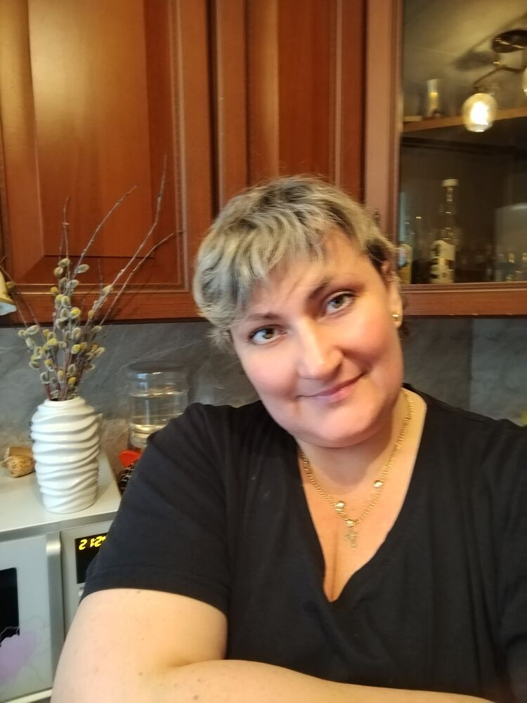  43119547  Anna, 49 ,    