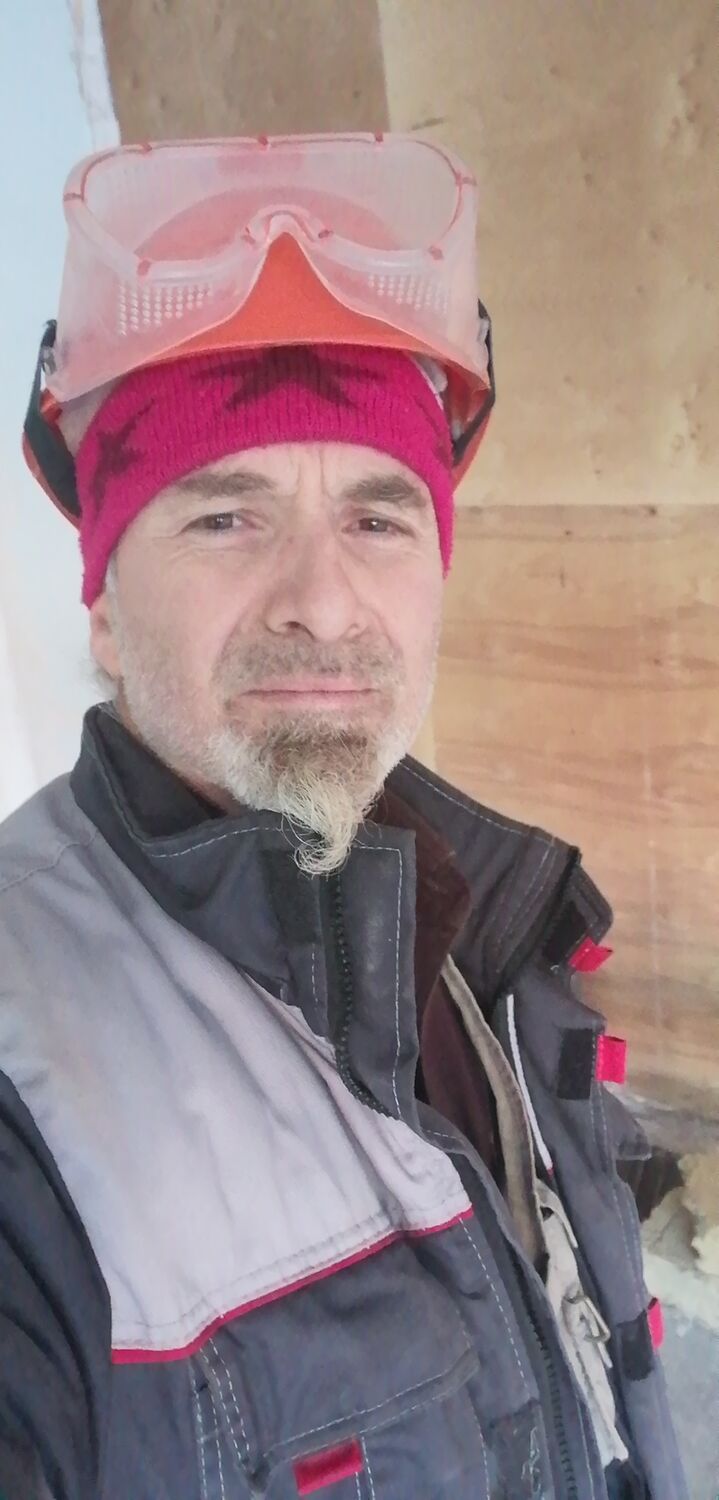  31772577  Yusuf, 54 ,    