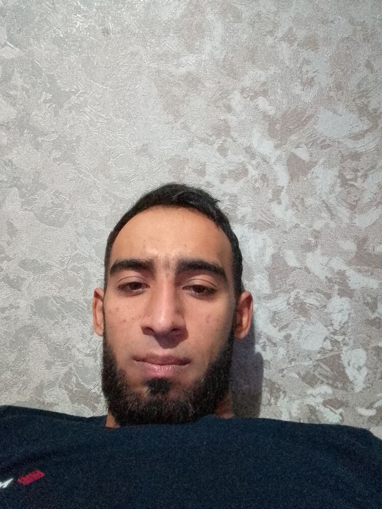  54057467  Shokhrukh, 26 ,    --