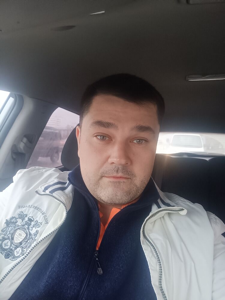  ,   Gennadiy, 35 ,   ,   