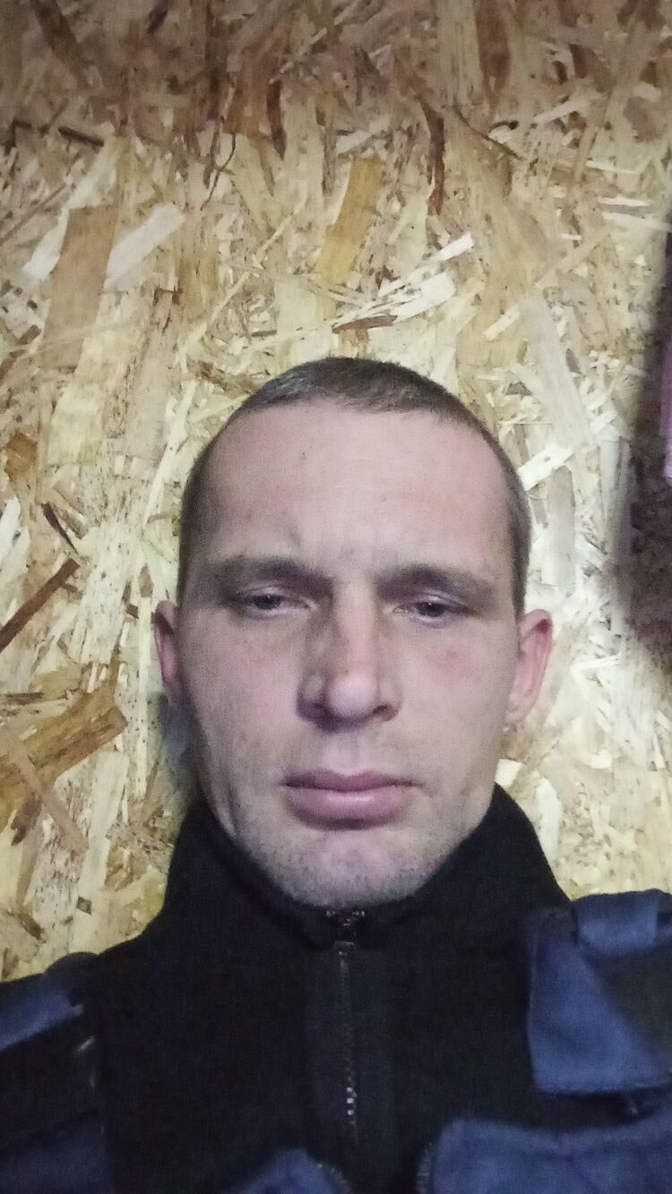  49012527  , 35 ,    
