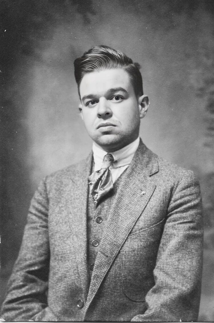 ���� 38372297 ������� Artyom, 40 ���, ���� ���������� � ������