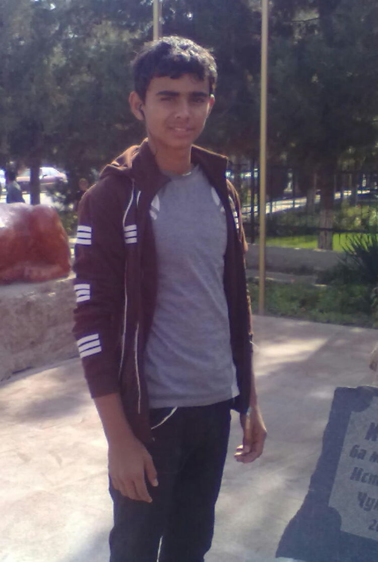  ,   Safarali, 40 ,   ,   , c 