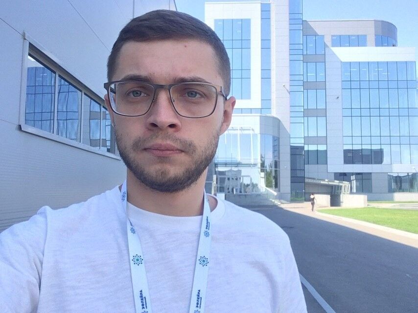  -,   Anton, 33 ,   ,   , c 