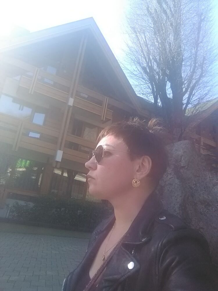  16868747  Irina, 49 ,    
