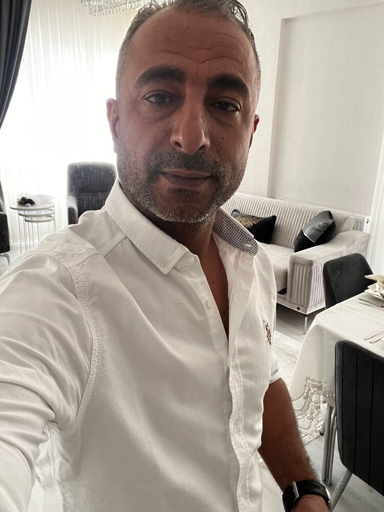  Alanya,   John black, 39 ,   ,   