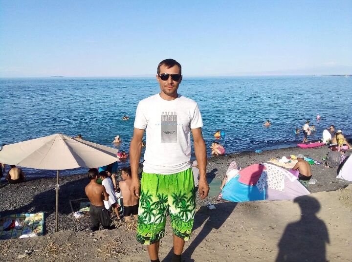  43012517  Andrey, 39 ,    