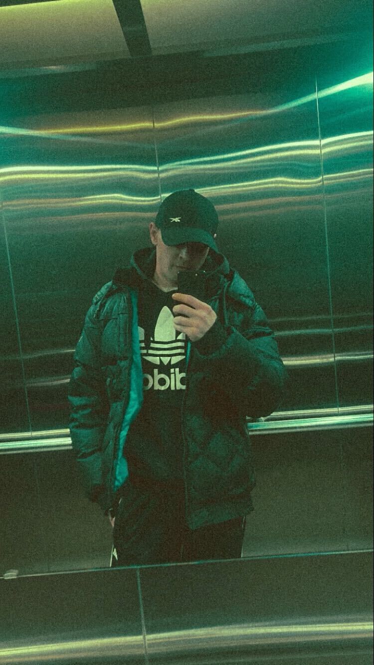  51940377  , 25 ,    -