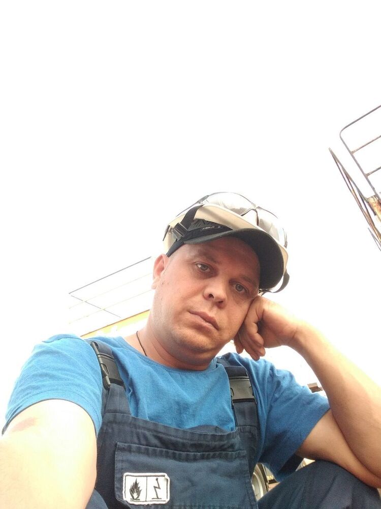  23792467  , 37 ,    