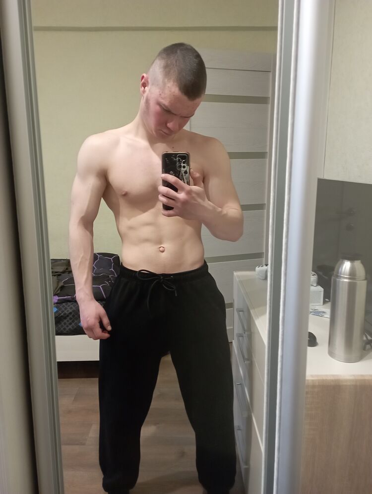  34385537  Egor, 23 ,    