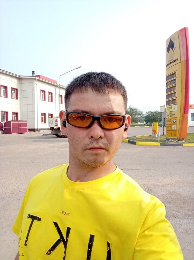  28540407  , 39 ,    