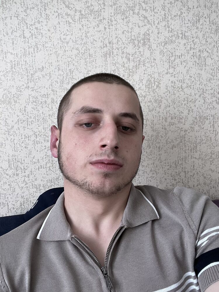  40449087  , 27 ,    